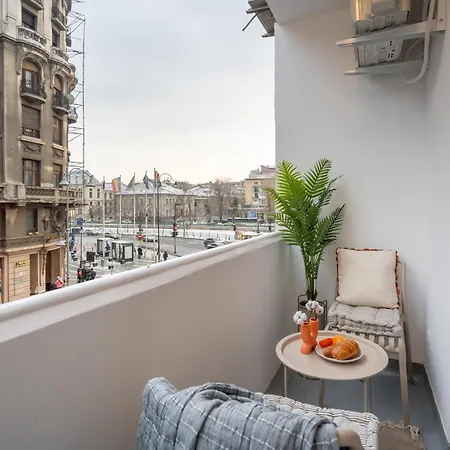 Muse Old Town Apartment